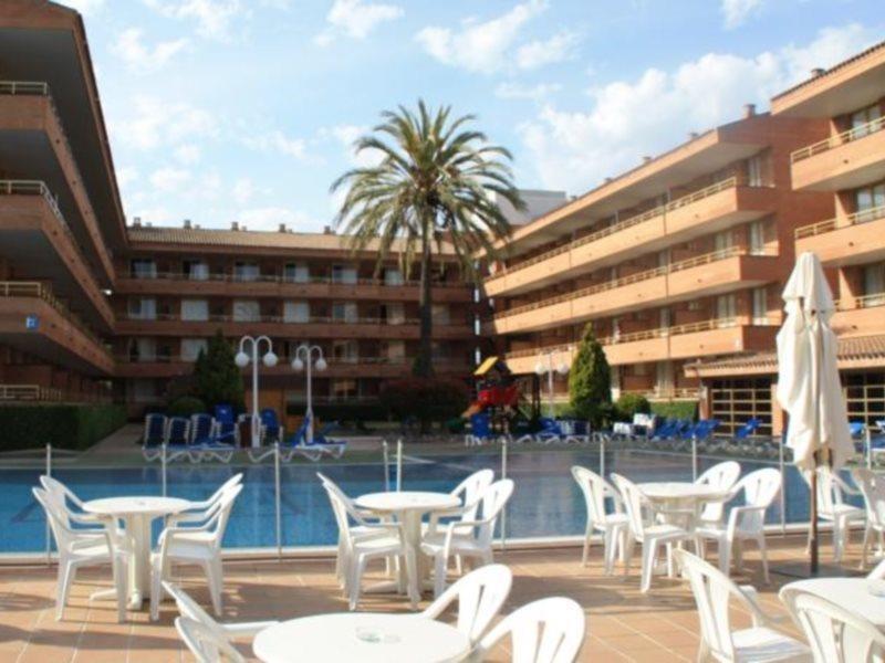 فندق Voramar كامبريلس المظهر الخارجي الصورة